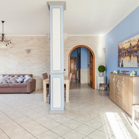 Casa Vacanze Giramondo Fiumicino Esterno foto