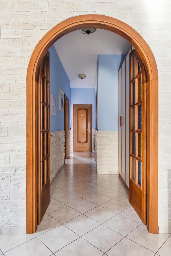 Casa Vacanze Giramondo Fiumicino Esterno foto