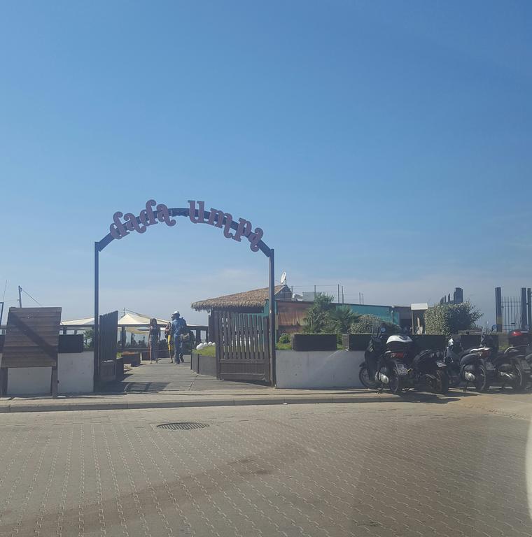 Casa Vacanze Giramondo Fiumicino Esterno foto
