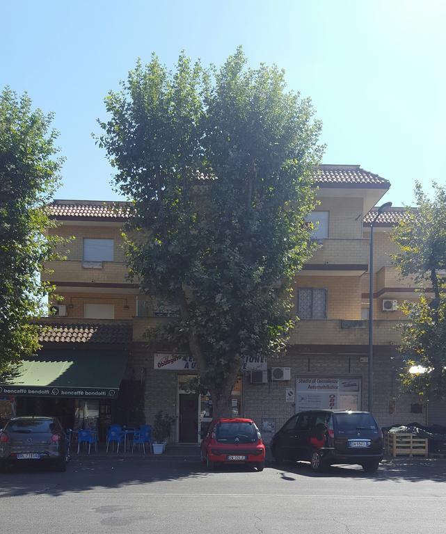 Casa Vacanze Giramondo Fiumicino Esterno foto
